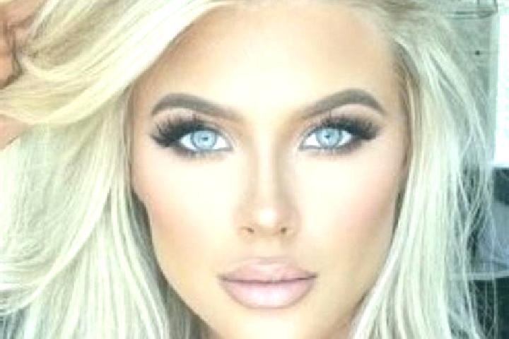 Sienna, 36, a platinum blonde amber-eyed caucasian companion based in Kemolar. Offering GFE, CIM, BDSM, Erotic Massage. Available for incall and outcall, ove...