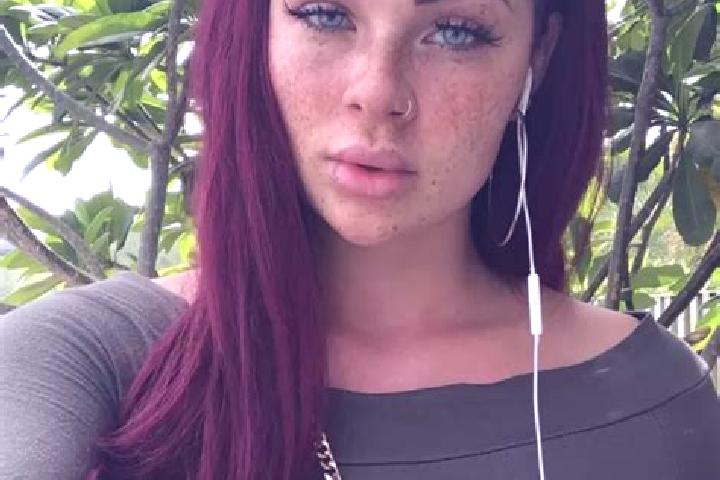 Sienna, 36, a red green-eyed caribbean companion based in Bela Vista do Paraiso. Offering Massage, Couples, Tantra. Available for incall and outcall, day and...