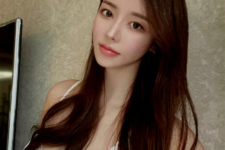 Sienna, 36 — Escort in Ka ersai, China
