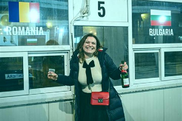Sienna, 36 — Escort in Sohodor, Romania