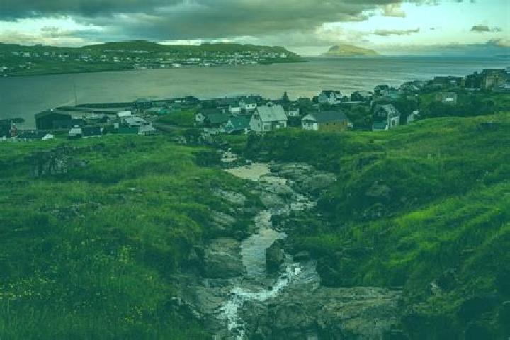 Sienna, 36 — Escort in Strendur, Faroe Islands