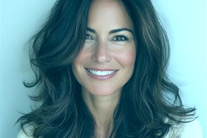 Sienna, 37, a auburn dark-eyed middle eastern companion based in San Juan Cabeza del Rio. Offering Couples, Duos, Striptease, CIM. Available for incall and o...
