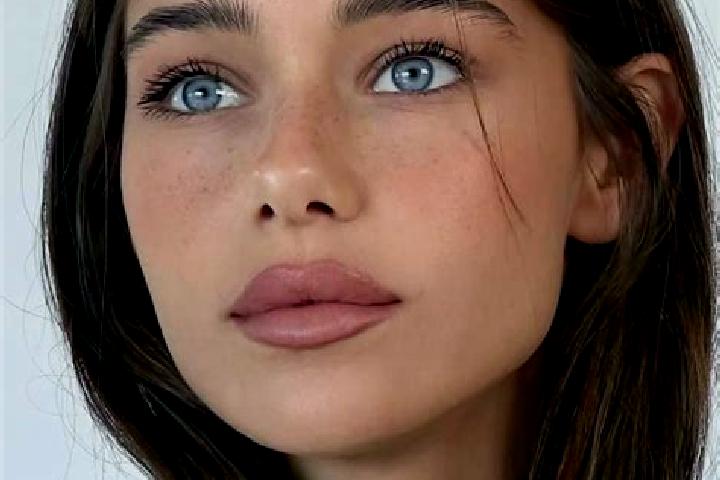 Sienna, 37, a brunette brown-eyed asian companion based in Locarno. Offering Couples, Erotic Massage, Dinner Date, CIM. Available for incall and outcall, day...
