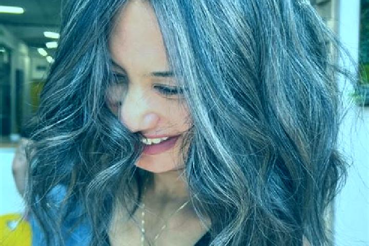 Sienna, 37, a brunette grey-eyed ebony companion based in Yokorea II. Offering Massage, Party Girl, Striptease, Erotic Massage, A-Level. Available for incall...
