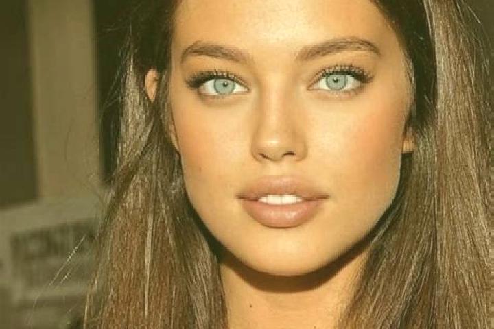 Sienna, 37, a chestnut blue-eyed caucasian companion based in Minas do Leao. Offering BDSM, CIM, Duos. Available for incall and outcall, overnight bookings a...