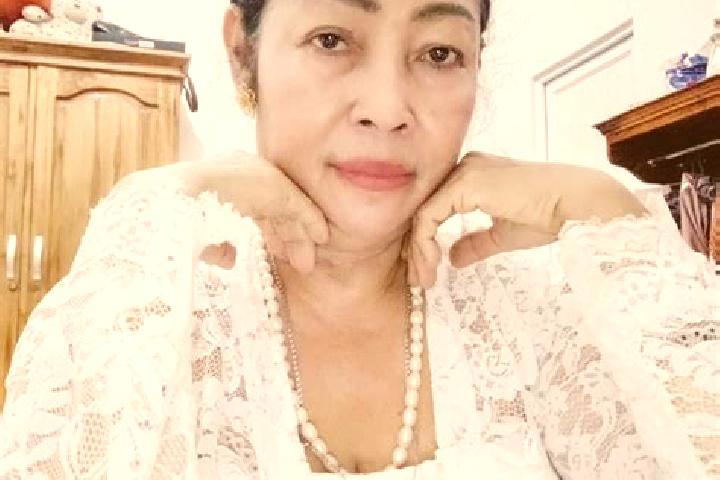 Sienna, 37 — Escort in Jungjungan, Indonesia
