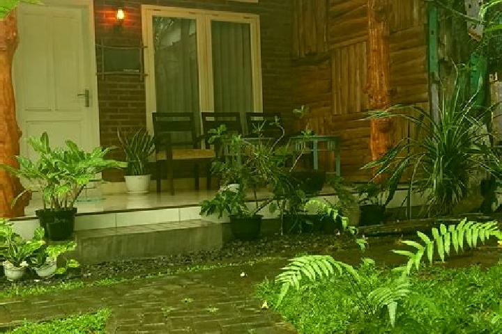Sienna, 37 — Escort in Olehsari Krajan, Indonesia