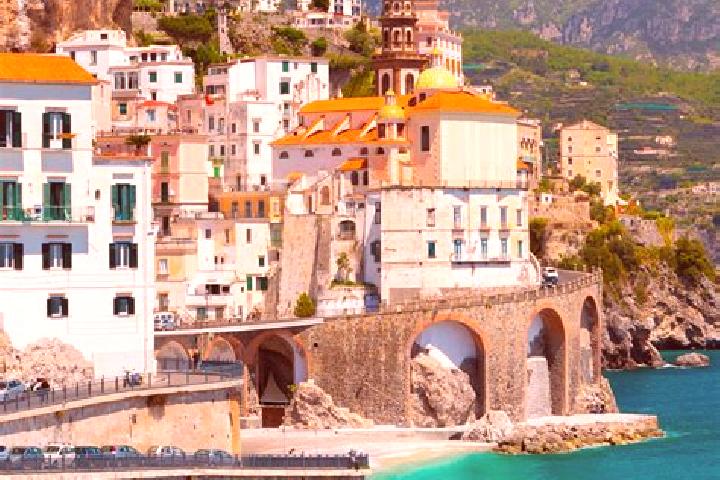 Sienna, 37 — Escort in Piavon, Italy