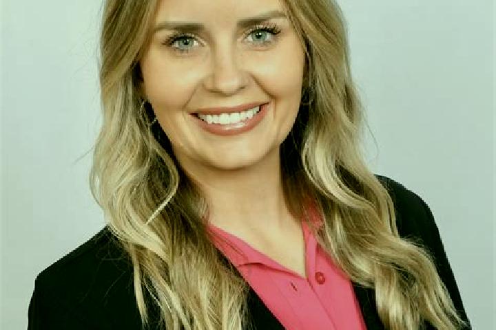 Sienna, 37 — Escort in Vance, United States