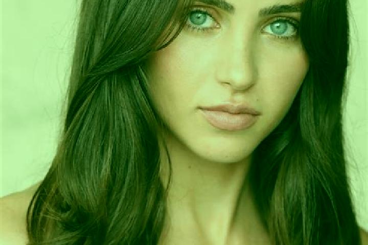 Sienna, 38, a brunette brown-eyed latina companion based in Charenton-le-Pont. Offering Deep French Kissing, 69, Erotic Massage, Girlfriend Experience, Domin...