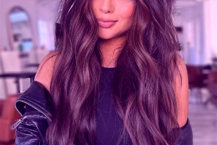 Sienna, 38, a brunette dark-eyed mixed companion based in Haina. Offering Dinner Date, Domination, Girlfriend Experience. Available for incall and outcall, d...