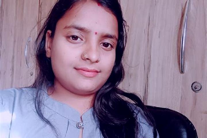 Sienna, 38 — Escort in Deesa, India
