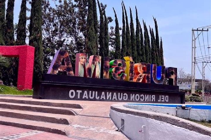 Sienna, 38 — Escort in Purisima de Bustos, Mexico