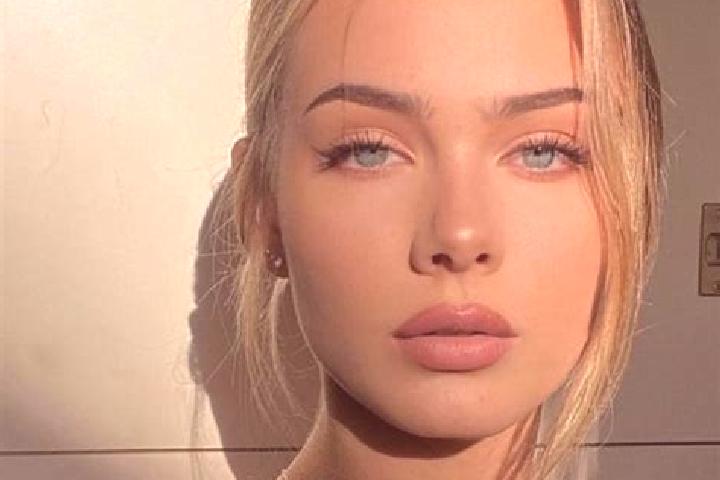 Sienna, 39, a black blue-eyed european companion based in Nuevo San Carlitos. Offering Deep French Kissing, A-Level, Couples, 69. Available for incall and ou...
