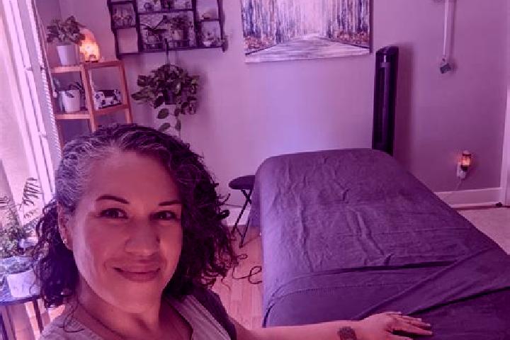 Sienna, 39, a black grey-eyed caribbean companion based in Delahey. Offering Prostate Massage, Travel Companion, GFE. Available for incall and outcall, day a...