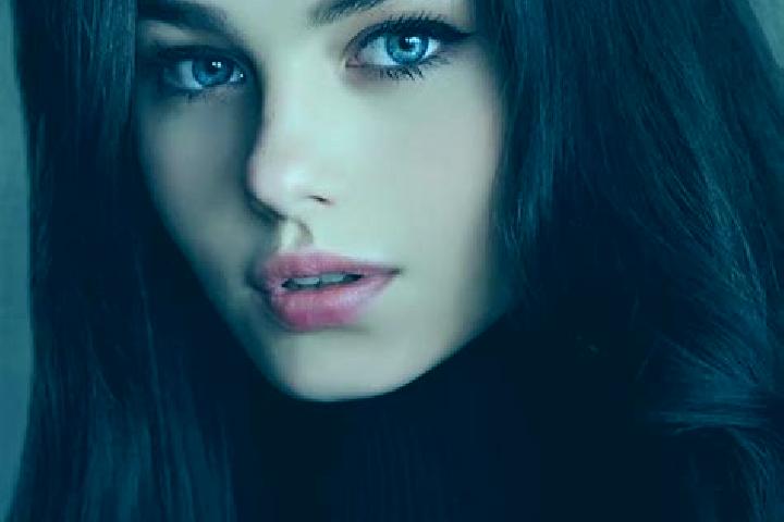Sienna, 39, a brunette amber-eyed slavic companion based in Varazqan. Offering Fetish, Girlfriend Experience, OWO, Overnight, A-Level. Available for incall a...