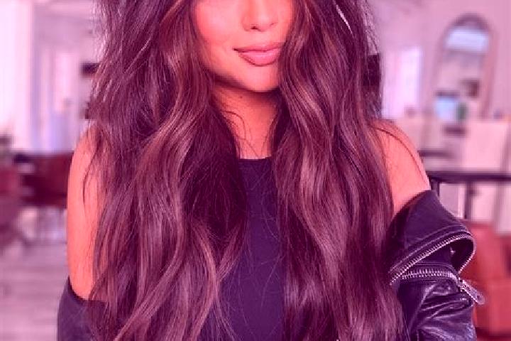 Sienna, 39, a brunette dark-eyed slavic companion based in Guapalayna. Offering Prostate Massage, Tantra, Erotic Massage, Domination. Available for incall an...