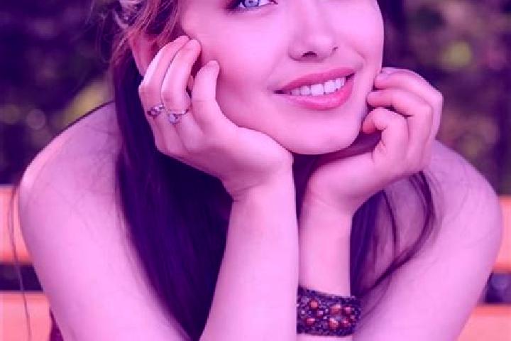 Sienna, 39, a red blue-eyed asian companion based in Kotik. Offering OWO, Tantra, Travel Companion, Party Girl. Available for incall and outcall, overnight b...