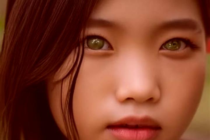 Sienna, 39, a red green-eyed asian companion based in Gizalki. Offering Fetish, Prostate Massage, BDSM, 69, Striptease. Available for incall and outcall, day...