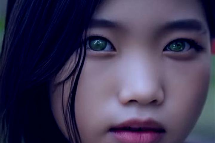 Sienna, 39, a red green-eyed asian companion based in Novokalcheve. Offering Duos, Roleplay, BDSM. Available for incall and outcall, overnight bookings avail...