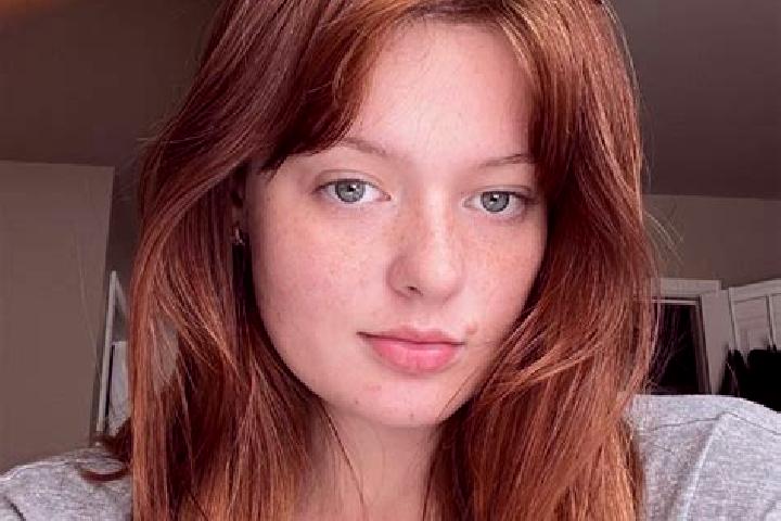 Sienna, 39, a red grey-eyed european companion based in Pinon. Offering A-Level, GFE, OWO. Available for incall and outcall, overnight bookings available.