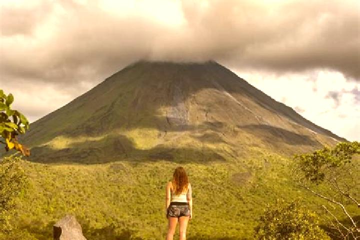Sienna, 39 — Escort in Arenal, Colombia