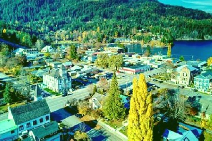 Sienna, 39 — Escort in Kaslo, Canada