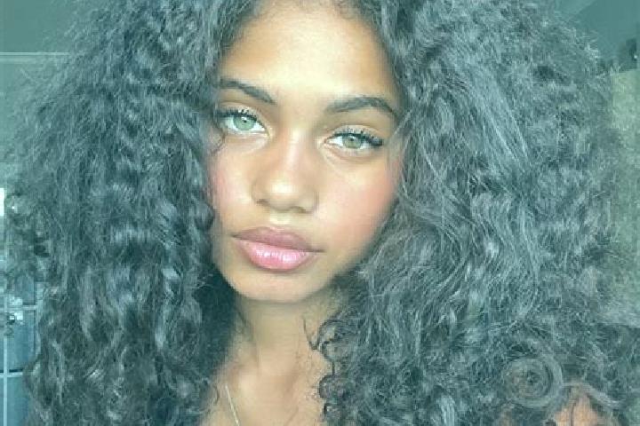 Sofia, 20, a auburn blue-eyed ebony companion based in Nele. Offering Striptease, 69, Party Girl, Massage. Available for incall and outcall, overnight bookin...