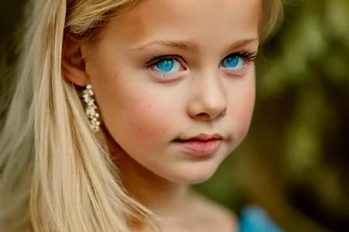 Sofia, 20, a blonde blue-eyed mixed companion based in Freising. Offering Roleplay, Duos, Party Girl. Available for incall and outcall, overnight bookings av...