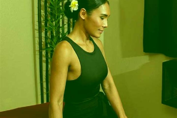 Sofia, 20, a brunette dark-eyed european companion based in Az Zawiyah. Offering Massage, Tantra, 69, Domination. Available for incall and outcall, day and e...