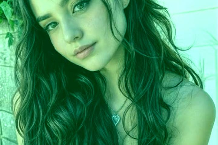 Sofia, 20, a dark blonde hazel-eyed middle eastern companion based in Moustoir-Ac. Offering Tantra, A-Level, Striptease. Available for incall and outcall, ov...