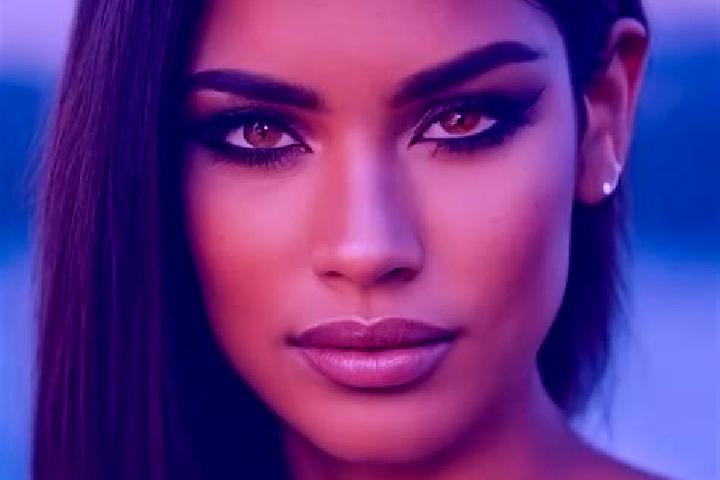 Sofia, 20, a red hazel-eyed latina companion based in Blimea. Offering Massage, Prostate Massage, Couples. Available for incall and outcall, overnight bookin...