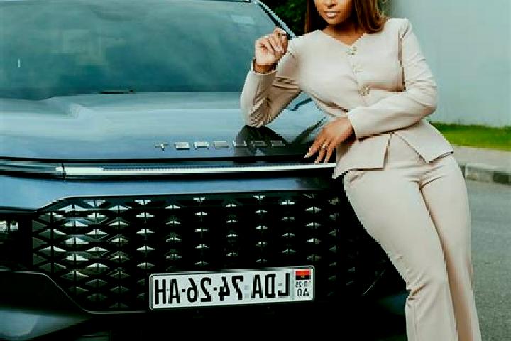 Sofia, 20 — Escort in Cambondo, Angola