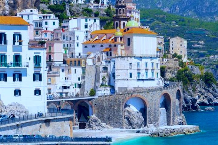 Sofia, 20 — Escort in Statte, Italy