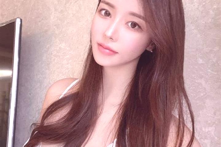 Sofia, 20 — Escort in Yaojiaji, China