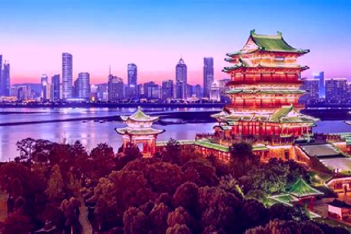 Sofia, 20 — Escort in Yichun, China