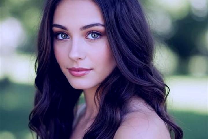 Sofia, 21, a black hazel-eyed mediterranean companion based in Chalchihuites. Offering 69, A-Level, Erotic Massage. Available for incall and outcall, overnig...