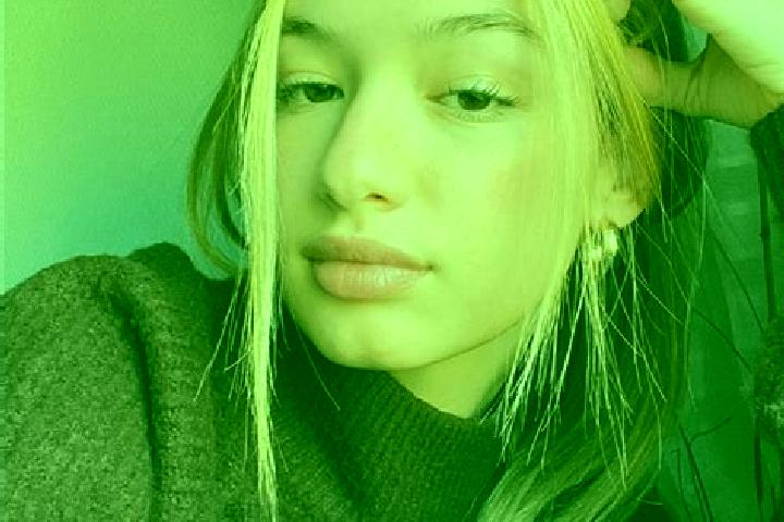 Sofia, 21, a blonde brown-eyed indian companion based in Buniel. Offering BDSM, Striptease, CIM, Fetish. Available for incall and outcall, day and evening da...
