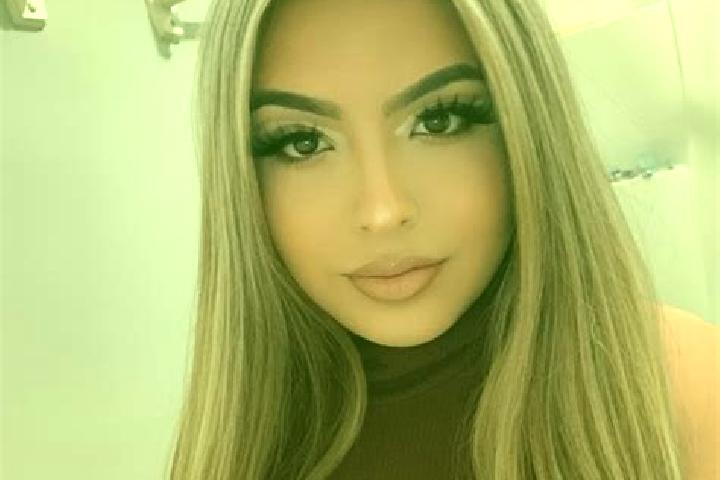 Sofia, 21, a blonde brown-eyed latina companion based in Nort-sur-Erdre. Offering BDSM, Prostate Massage, Massage, Girlfriend Experience, Travel Companion. A...