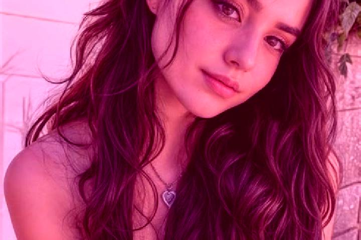 Sofia, 21, a blonde hazel-eyed middle eastern companion based in Jamba Mineira. Offering Erotic Massage, Domination, CIM, Striptease. Available for incall an...