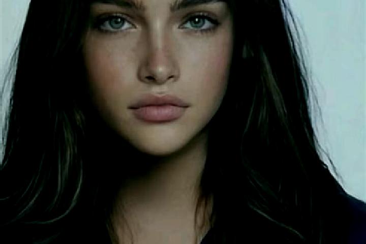 Sofia, 21, a brunette blue-eyed middle eastern companion based in Holbeach. Offering 69, Erotic Massage, BDSM. Available for incall and outcall, overnight bo...
