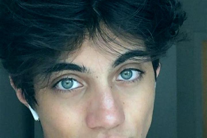 Sofia, 21, a chestnut blue-eyed caucasian companion based in Garnat-sur-Engievre. Offering Roleplay, Domination, Tantra, OWO. Available for incall and outcal...