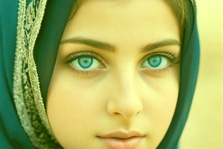 Sofia, 21, a red blue-eyed middle eastern companion based in Montepertuso. Offering Party Girl, Girlfriend Experience, Striptease, A-Level, Massage. Availabl...