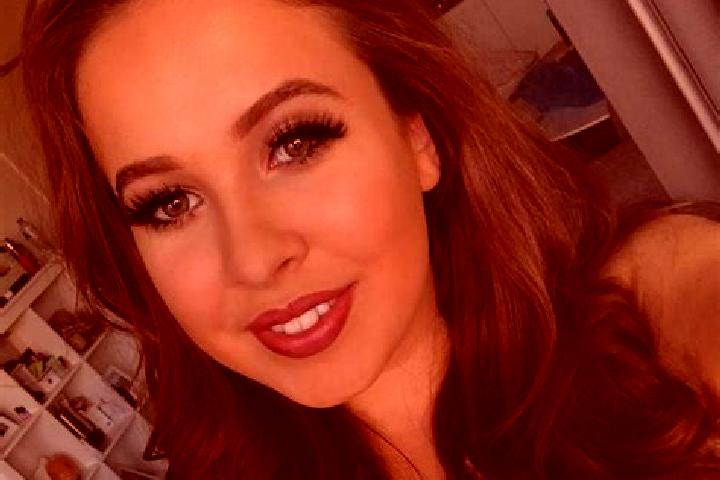 Sofia, 21, a red dark-eyed mediterranean companion based in Cicarlau. Offering Party Girl, Fetish, BDSM, CIM. Available for incall and outcall, overnight boo...