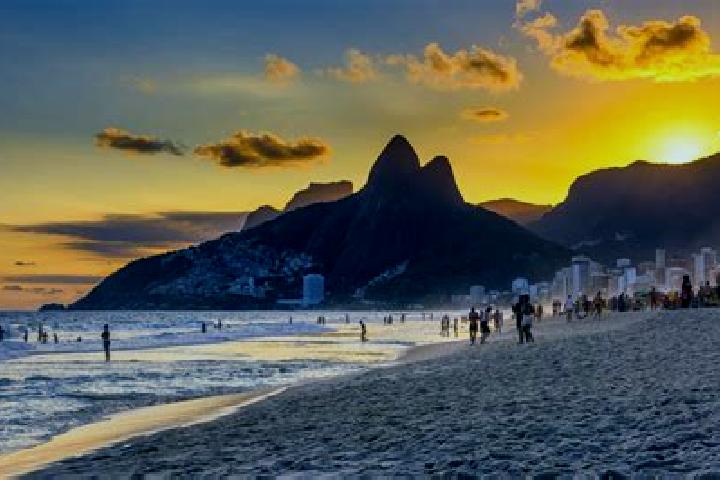 Sofia, 21 — Escort in Santana do Ipanema, Brazil