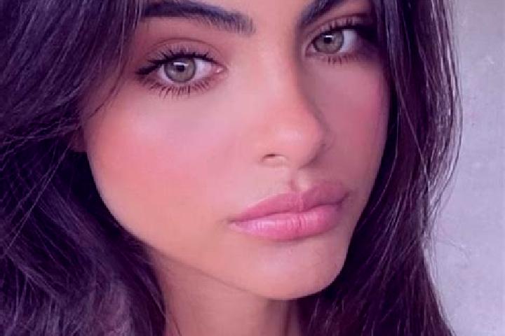 Sofia, 22, a black hazel-eyed caucasian companion based in Orchamps-Vennes. Offering CIM, Erotic Massage, Girlfriend Experience. Available for incall and out...