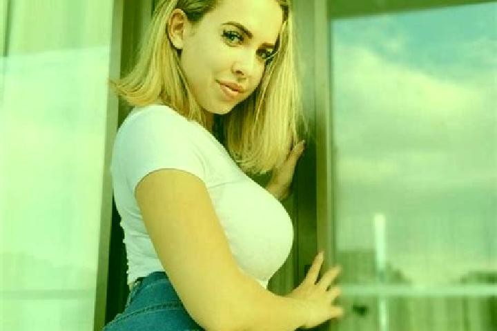 Sofia, 22, a blonde brown-eyed european companion based in Ct 0027. Offering 69, Couples, Erotic Massage. Available for incall and outcall, day and evening d...