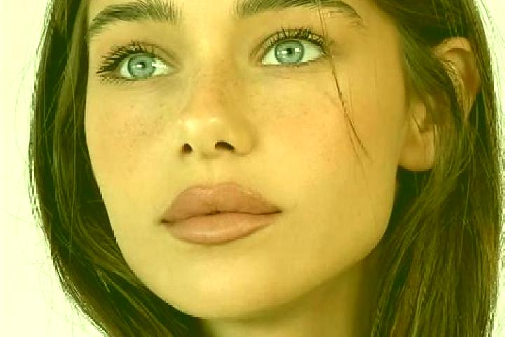 Sofia, 22, a brunette amber-eyed caucasian companion based in Rognel Heights. Offering Striptease, Duos, CIM, Tantra, Overnight. Available for incall and out...
