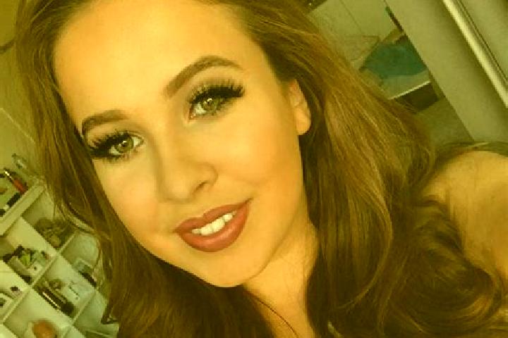 Sofia, 22, a chestnut amber-eyed caucasian companion based in Gardouch. Offering Erotic Massage, Prostate Massage, Duos, Party Girl, GFE. Available for incal...
