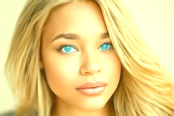 Sofia, 22, a red blue-eyed latina companion based in Vollsjoe. Offering Couples, Overnight, GFE, Fetish, Domination. Available for incall and outcall, overni...